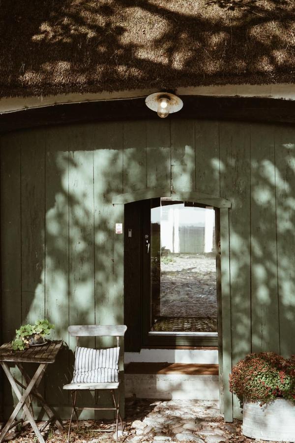 Bed and Breakfast Axatorpsgarden Треллеборг Екстер'єр фото